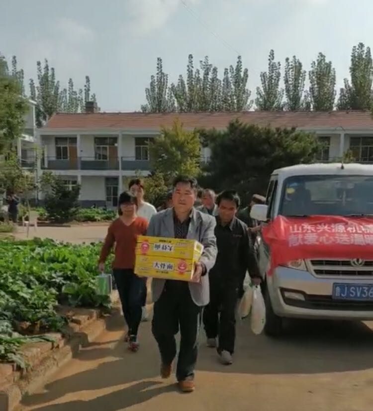 山東興源機(jī)械有限公司|起重機(jī)|行車|山東興源機(jī)械|單梁起重機(jī)|電動(dòng)葫蘆|起重配件|lanaleesworld.com|xyqzj|xyqzj.com|興源起重機(jī)|興源|起重機(jī)行車|起重設(shè)備|起重機(jī)械